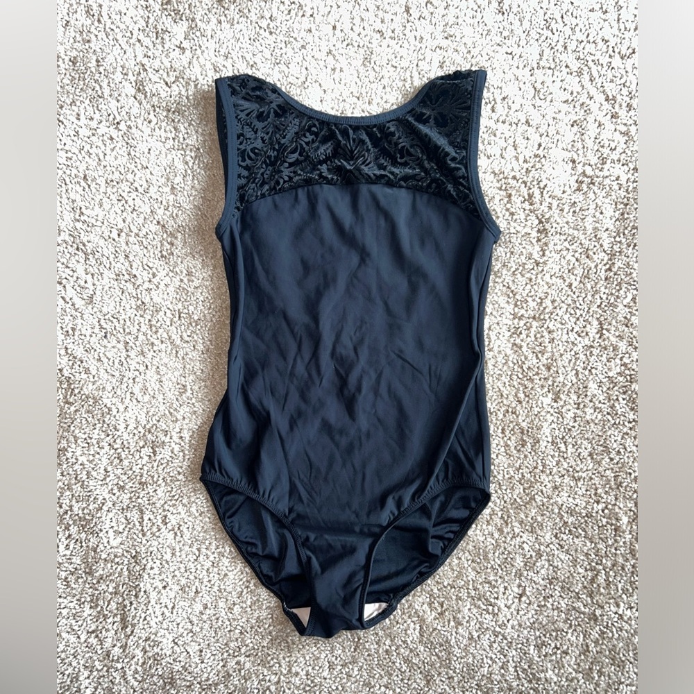 Eleve velvet top leotard